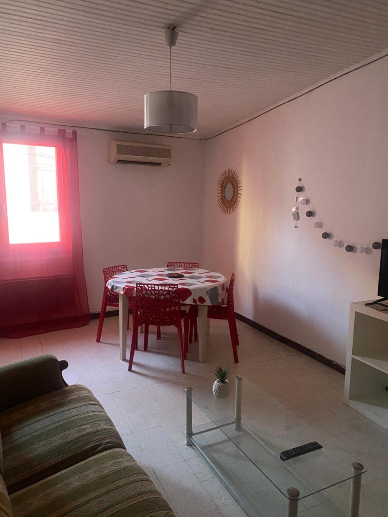 Maison De Ville Proche Mer, En Camargue Sur Le Chemin De Saint Jacques De Compostelle, Clim Reversible โวแวร์ ภายนอก รูปภาพ