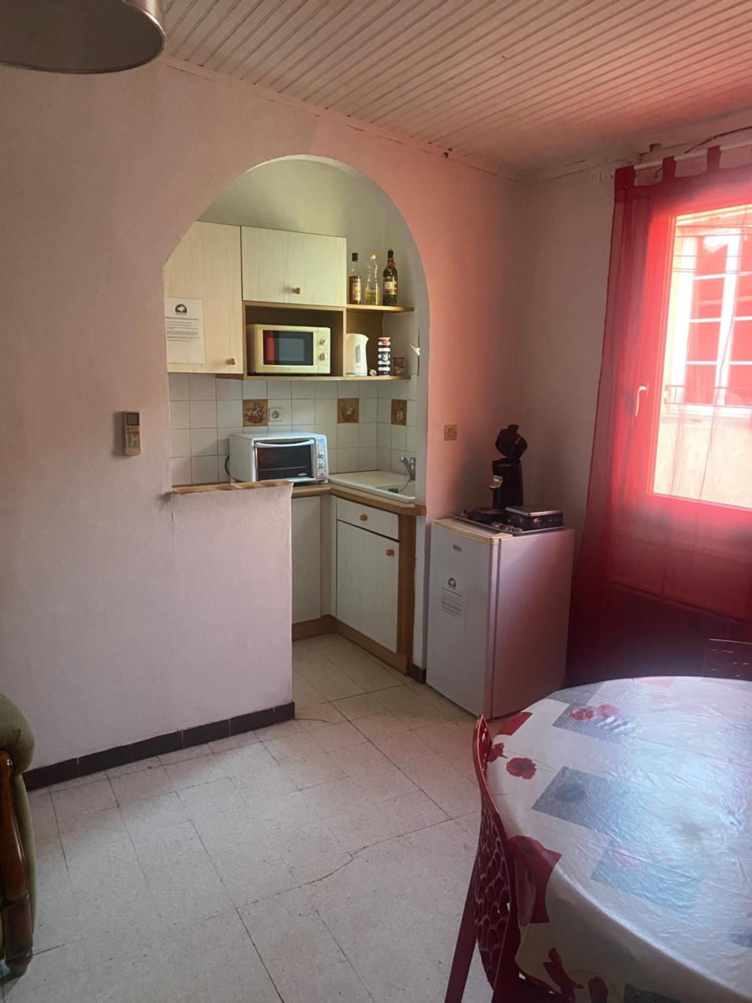 Maison De Ville Proche Mer, En Camargue Sur Le Chemin De Saint Jacques De Compostelle, Clim Reversible โวแวร์ ภายนอก รูปภาพ